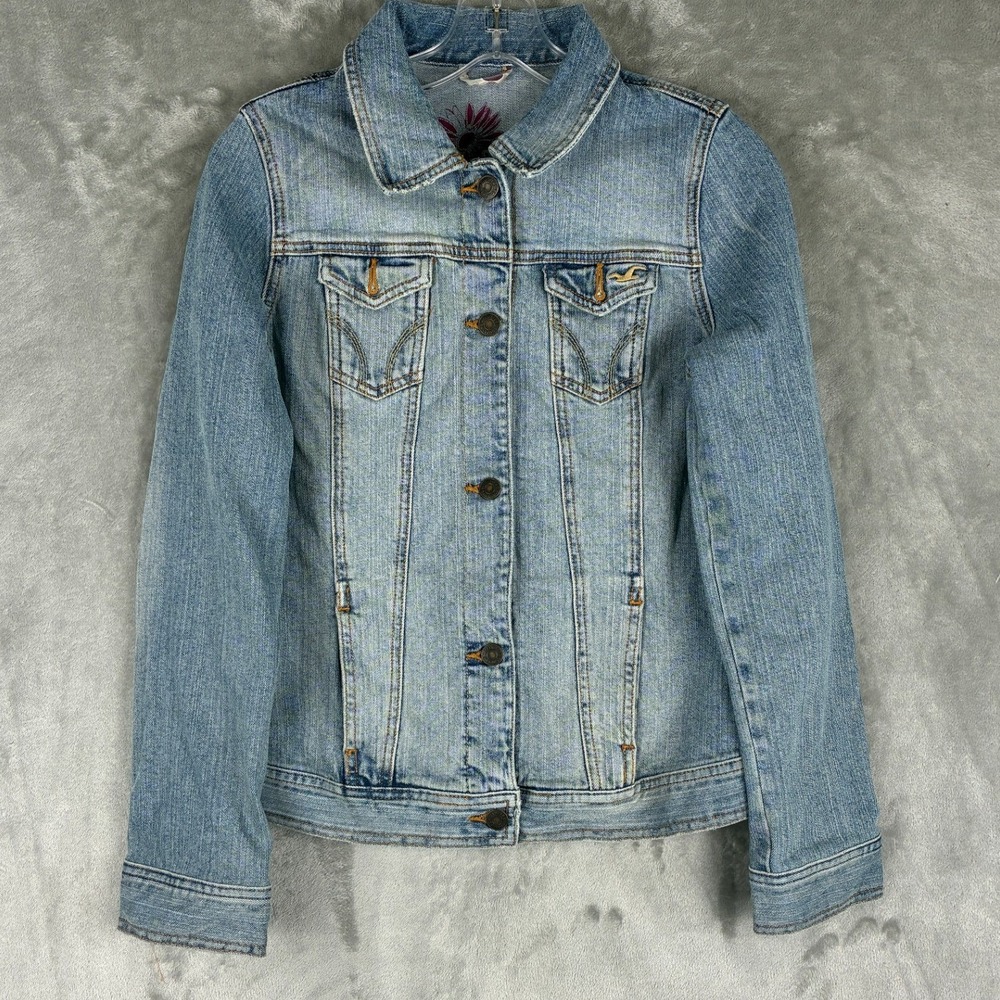 Hollister Womens Light Wash Denim Trucker Jacket Size L Floral Lining Stretch